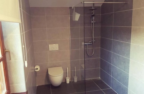 Ostarski Stanovi Bed & Breakfast | Room in Rakovica with Air condition, WIFI (4371-4)