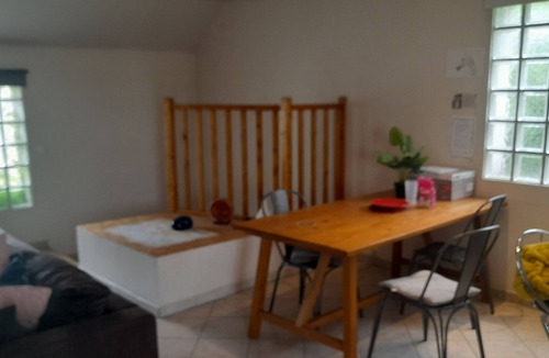 Auxerre House | Room in spacious house