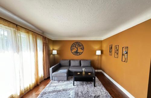 Sudbury House | Room in Sudbury with street parking