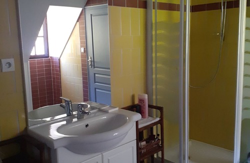 Saint-Ouen-des-Alleux Bed & Breakfast | ROOM IN THE COUNTRY