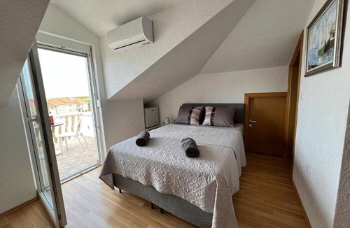 Zaton Bed & Breakfast | Room in Zaton (Zadar) with Seaview, Terrace, WIFI, Washing machine (4141-6)