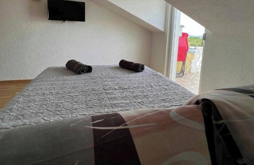 Zaton Bed & Breakfast | Room in Zaton (Zadar) with Seaview, Terrace, WIFI, Washing machine (4141-6)