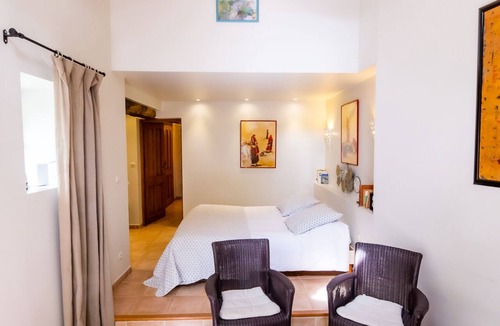 L'Oudon Bed & Breakfast | Room "La Romane" 2PERS with Balneo, breakfasts and access to swimming pool and SPA
