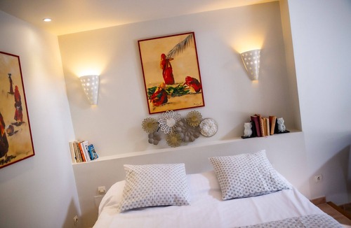 L'Oudon Bed & Breakfast | Room "La Romane" 2PERS with Balneo, breakfasts and access to swimming pool and SPA