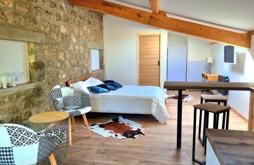 Saint-Romain-Lachalm Bed & Breakfast | Room lover Les Chaizes