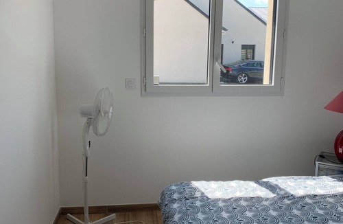 Laigne-en-Belin Bed & Breakfast | Room near circuit 24.heures du mans