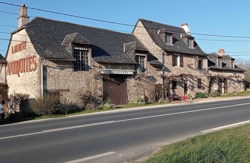 Pazayac Bed & Breakfast | Room on the edge of Périgord and Limousin