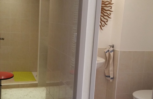 Tournecoupe House | Room ORANGE, Bed and Breakfast Saint Roch, indoor heated pool