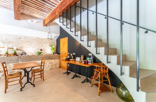 Les Angles Apartment | Room 'Sylviane' with Shared Terrace, Shared Garden, and Air Conditioning