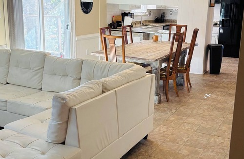 Mechanicsville House | Room to Relax