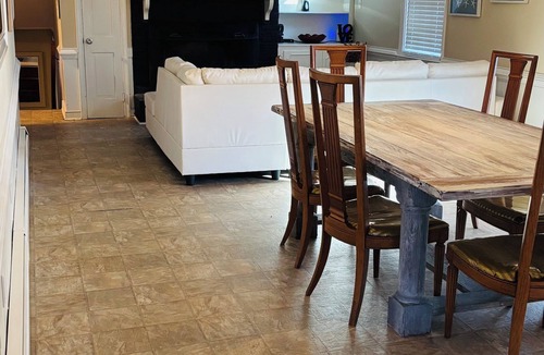 Mechanicsville House | Room to Relax