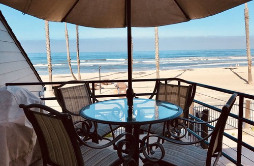 Townsite Condo | Room with a view and right on the sand!