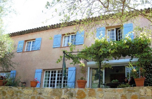 Le Rouret House | Room with garden and pool access