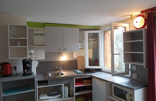 Yzeron Apartment | Room with Kitchenette and terrace