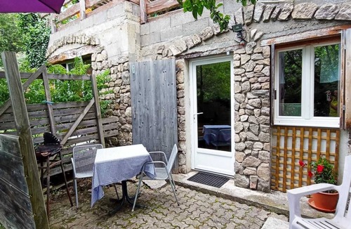 Yzeron Apartment | Room with Kitchenette and terrace