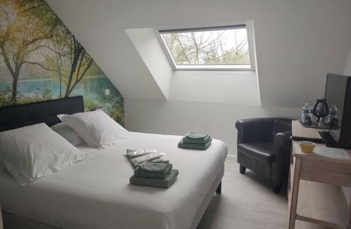 Porcaro Bed & Breakfast | Room with outdoor spa, unlimited access, and private whirlpool spa