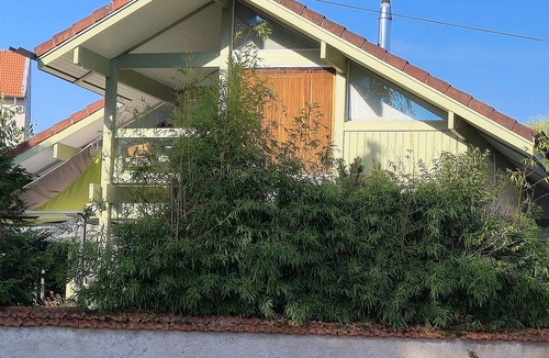 Charmes Apartment | Room with private bathroom and balcony by the canal