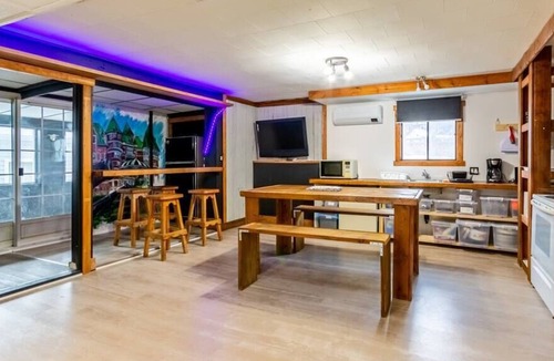 Les Rivieres Apartment | Room with private parking
