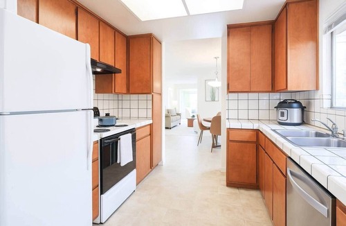 Sunnyvale House | Room with Private Yard/Best Safe area in central