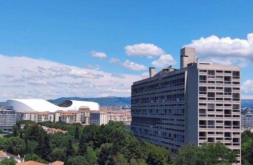 Sainte-Anne Apartment | ROOM WITH TERRACE AND MAGNIFICENT VIEW, CLOSE TO BEACHES AND VELODROME STADIUM