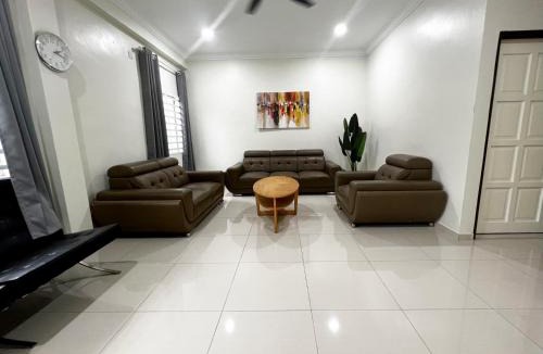 Taman Istana House | Roomah Istana