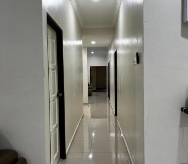 Taman Istana House | Roomah Istana