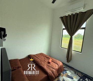 Kampung Kubang Tangga House | RoomaRest Homestay