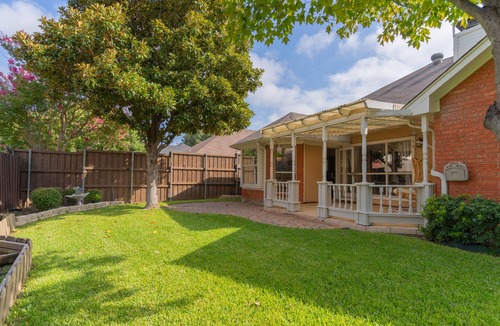 Original Town House | ROOMD | AMAZING Location | Bohemian Chic | 3BR 2BA