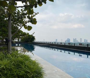 Cikokol Apartment | RoomQu at Apartment Tree Park