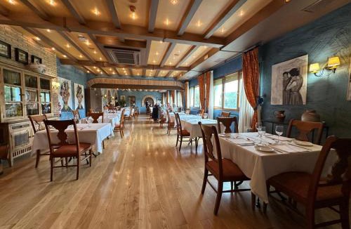 Lumbier Hotel | RoomRural Hotel Iru-Bide Lumbier