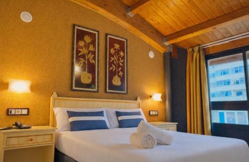 Lumbier Hotel | RoomRural Hotel Iru-Bide Lumbier