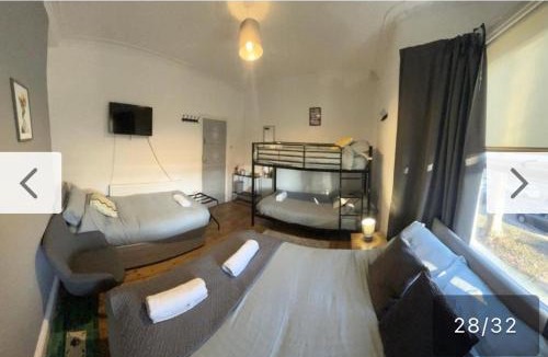 Anfield House | Rooms Anfield- 5 mins from LFC