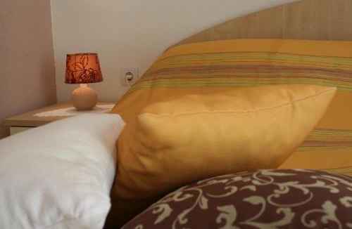 Tucepi Apartment | Rooms & Apartments Villa Anka