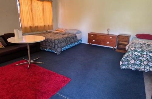 Papamoa Beach House | Rooms at Papamoa