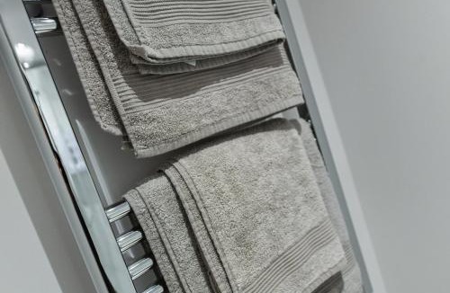 Newark House | Rooms at Rolleston