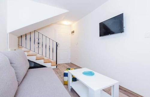Gruz Apartment | Rooms Baza - Duplex Triple Room No.6