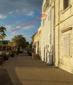 Cove Tri Zala (Zrnovo) House | Rooms Denoble