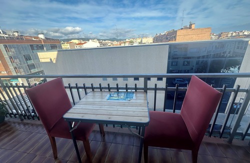 Mataro Condo | Rooms for rent in shared apartment good atmosphere, private spaces