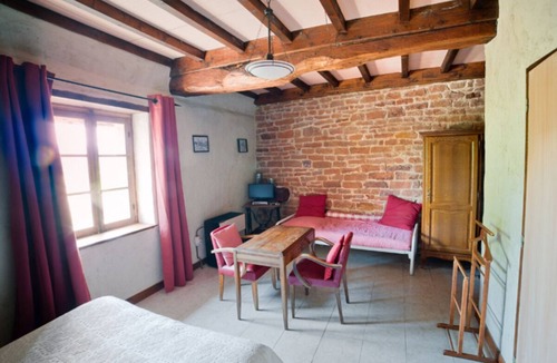 Etrigny Bed & Breakfast | Rooms in the countryside. quiet