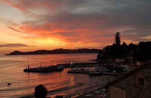 Lopud Island Apartment | Rooms Milena - Double or Twin Room with Private Bathroom
