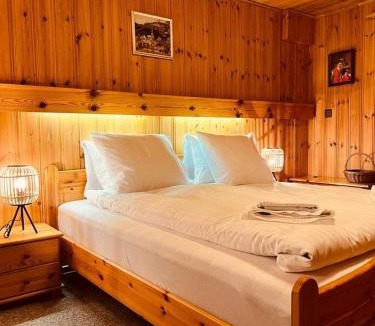 Saas im Prattigau Hotel | Rooms with Private bathrooms