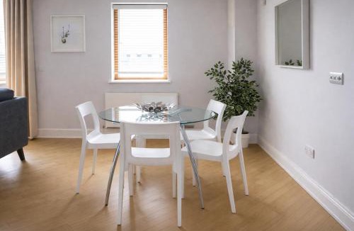 Wimbledon Apartment | Roomspace Serviced Apartments - The Courtyard