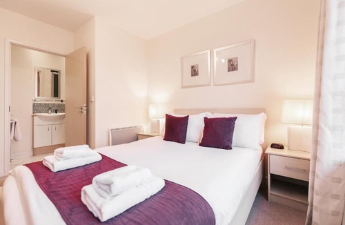 Woking Apartment | Roomspace Serviced Apartments - Centrium