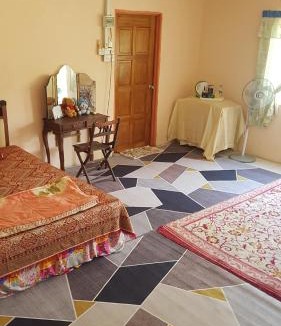 Batu Kikir House | Roomstay "Ghumah Uwan"