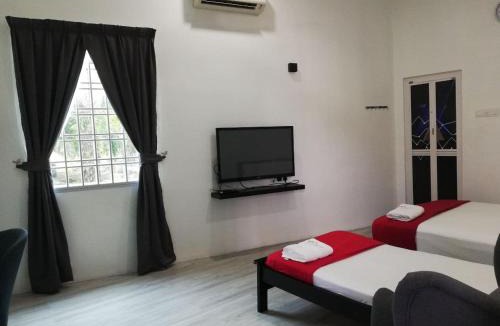 Parit Raja House | RoomStay Hj Esmon Parit Raja UTHM