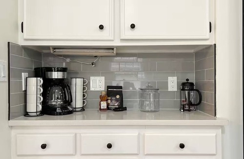 Wichita House | Roomy Group Retreat – Base for 4, Sleeps 12 Total