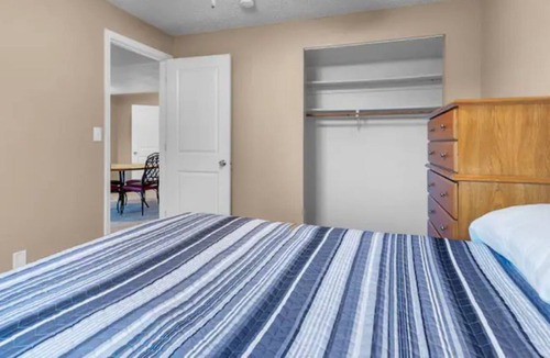 Coralville House | Roomy Hangout-4 bedroom home close to everything