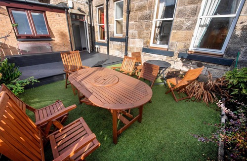 Newhaven House | Roomy home 1 level Free Parking