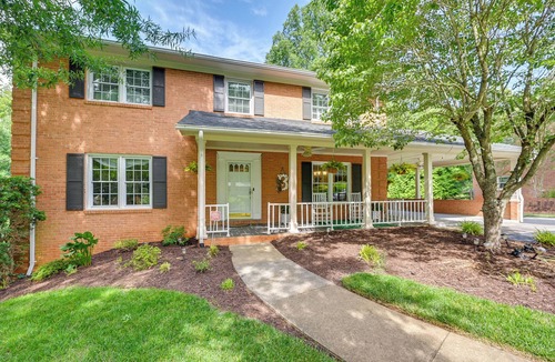 Martinsville House | Roomy Martinsville Vacation Rental w/Private Deck