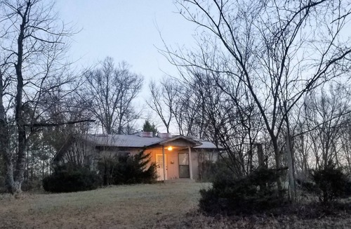 Benton House | Roomy Remote Cabin near Kentucky Lake
